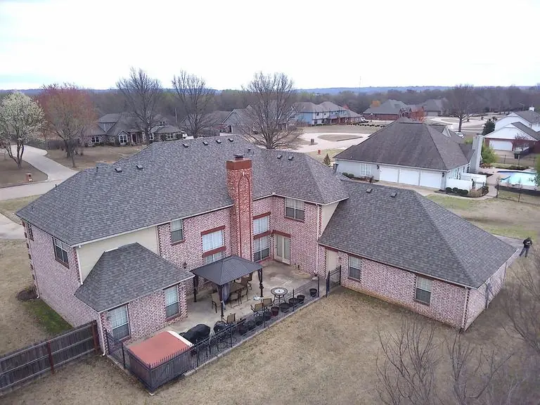 Storm damage repair in Broken Arrow